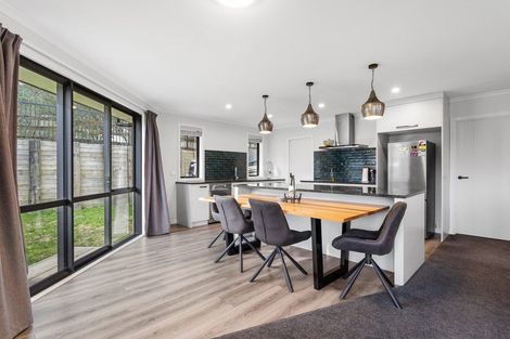 Photo of property in 35 Shaw Road, Coastlands, Whakatane, 3120