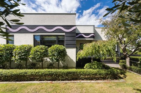 Photo of property in 15 Ake Ake Avenue, Hokowhitu, Palmerston North, 4410
