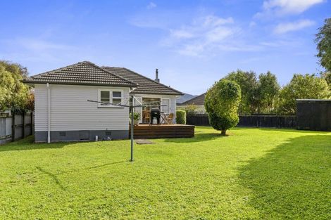 Photo of property in 9 Huia Grove, Elderslea, Upper Hutt, 5018