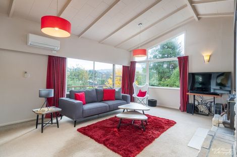 Photo of property in 10a Birch Grove, Pinehaven, Upper Hutt, 5019
