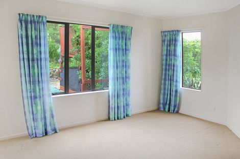 Photo of property in 8 Ruapehu Drive, Fitzherbert, Palmerston North, 4410