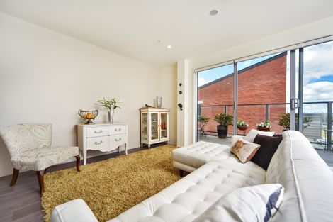 Photo of property in 301/160a Hobsonville Point Road, Hobsonville, Auckland, 0616
