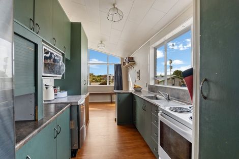 Photo of property in 2 Caesar Street, Stratford, 4332