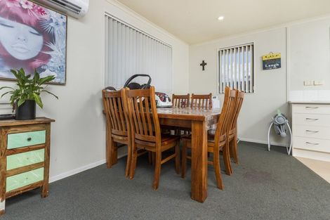 Photo of property in 26b Rathgar Road, Henderson, Auckland, 0610