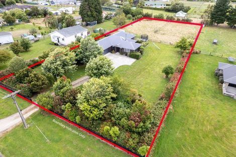 Photo of property in 8 Gordon Street, Woodville, 4920