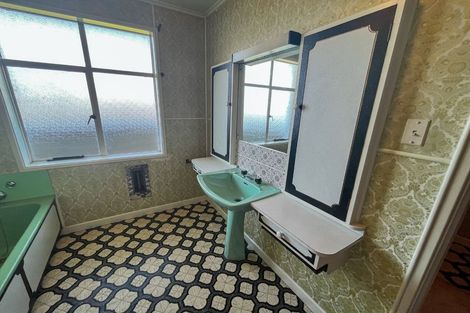 Photo of property in 13 Clouston Street, Saint Martins, Christchurch, 8022