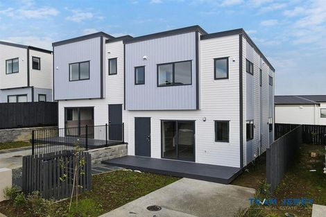 Photo of property in 40b Crestview Rise, Papakura, 2110