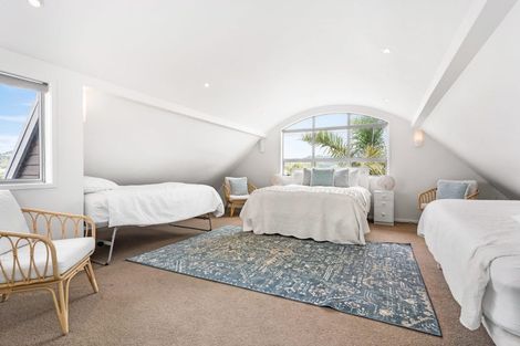 Photo of property in 306 Ocean Road, Whangamata, 3620