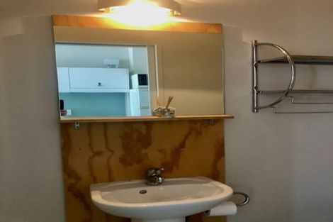 Photo of property in Urbane Apartments, 7/29 Webb Street, Mount Cook, Wellington, 6011