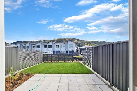 Photo of property in 15 Kamana Way, Kenepuru, Porirua, 5022