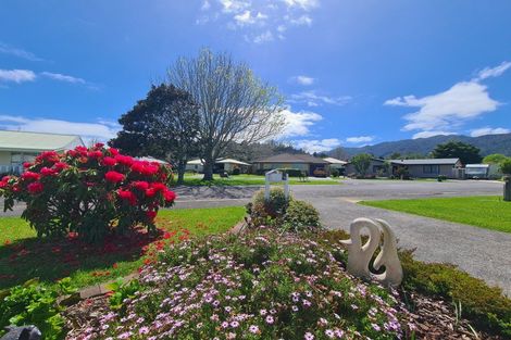 Photo of property in 2 Courthouse Lane, Coromandel, 3506