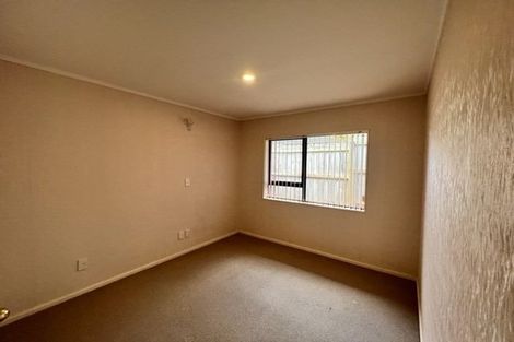 Photo of property in 104 Westerham Drive, Dannemora, Auckland, 2016
