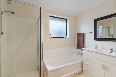 Photo of property in 39 Raleigh Avenue, Fairview Downs, Hamilton, 3214