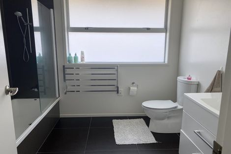 Photo of property in 242 Papamoa Beach Road, Papamoa Beach, Papamoa, 3118