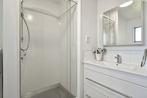 Photo of property in 8 Palmer Place, Parkvale, Hastings, 4122