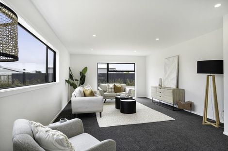 Photo of property in 8 Miles Lane, Carterton, 5713