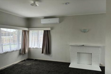 Photo of property in 8 King Edward Avenue, Papakura, 2110