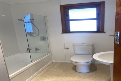 Photo of property in 10 Huia Grove, Elderslea, Upper Hutt, 5018