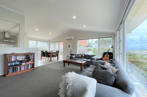 Photo of property in 59 Winston Street, Crofton Downs, Wellington, 6035