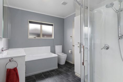 Photo of property in 8 Louis Street, Trentham, Upper Hutt, 5018