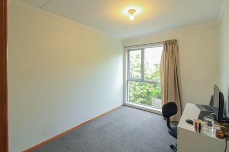 Photo of property in Victoria Court, 11/4u Queen Street, Mount Victoria, Wellington, 6011