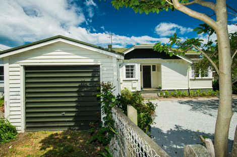 Photo of property in 121 Iranui Road, Inner Kaiti, Gisborne, 4010