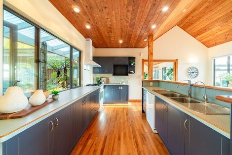 Photo of property in 55 Octavius Road, Peka Peka, Waikanae, 5391