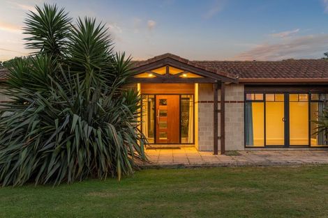 Photo of property in 65 Pohutukawa Drive, Levin, 5571