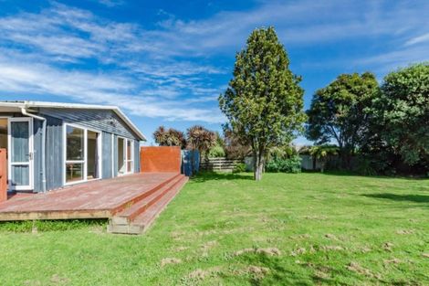 Photo of property in 9 Makarini Street, Paraparaumu, 5032