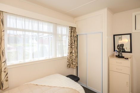 Photo of property in 10 Solway Street, Holmes Hill, Oamaru, 9401