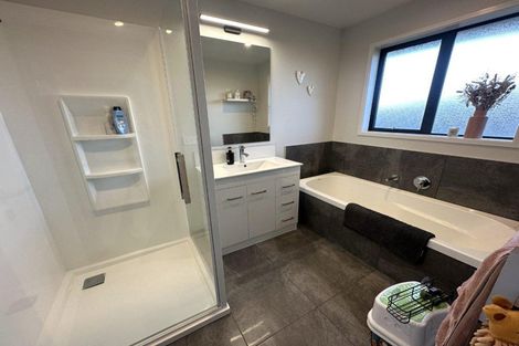 Photo of property in 46 Accolade Street, Feilding, 4702