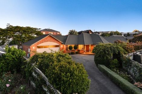 Photo of property in 15 Chatswood Place, Rototuna, Hamilton, 3210