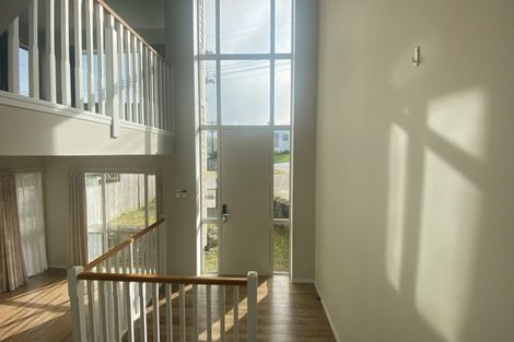 Photo of property in 12 Marsh Avenue, Forrest Hill, Auckland, 0620