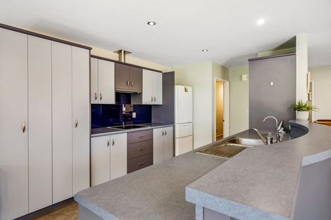 Photo of property in 16 Hannah Place, Holmes Hill, Oamaru, 9401