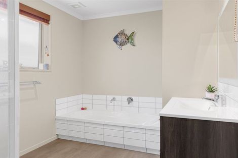 Photo of property in 16 Forbes Street, Westport, 7825