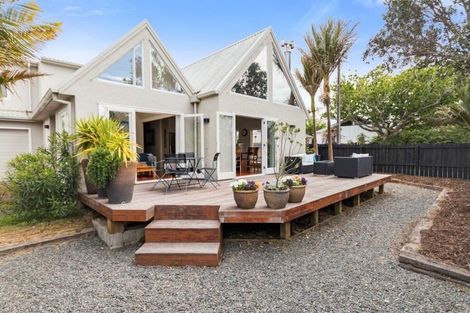 Photo of property in 68 Norwood Road, Bayswater, Auckland, 0622