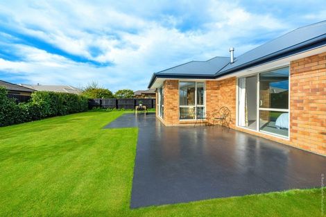 Photo of property in 12 Catkins Lane, Mairehau, Christchurch, 8052