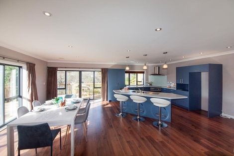 Photo of property in 20 Wantwood Grove, Churton Park, Wellington, 6037