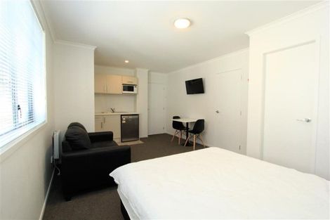 Photo of property in 28u4 Hunter Street, Hamilton Lake, Hamilton, 3204