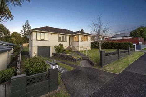 Photo of property in 67 Mcleod Road, Te Atatu South, Auckland, 0610