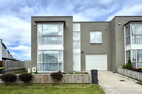 Photo of property in 5 Aeronautic Road, Takanini, 2112