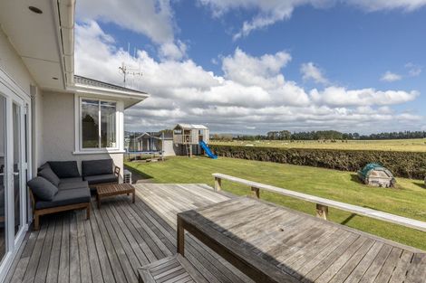 Photo of property in 71 Laws Road, Dannevirke, 4972