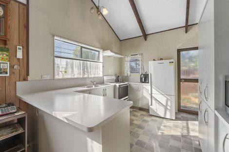 Photo of property in 16 Rotokawa Street, Taupo, 3330