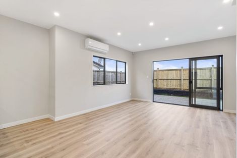 Photo of property in 80b Kahui Parade, Karaka, 2113