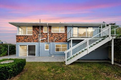 Photo of property in 88 Exmouth Road, Northcote, Auckland, 0627