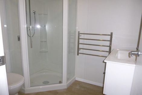 Photo of property in 27u2 Campbell Street, Frankton, Hamilton, 3204