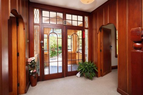 Photo of property in 337c Avonhead Road, Avonhead, Christchurch, 8042