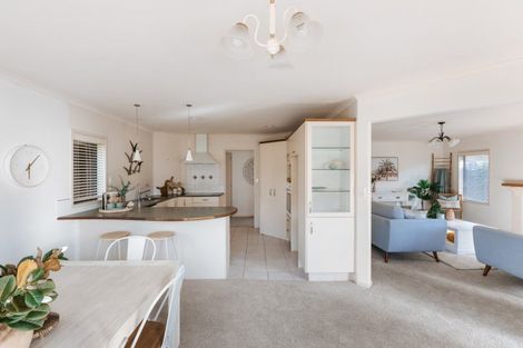Photo of property in 11 Santa Cruz Drive, Papamoa Beach, Papamoa, 3118