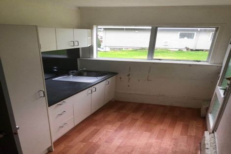 Photo of property in 35 Glenbervie Crescent, Massey, Auckland, 0614