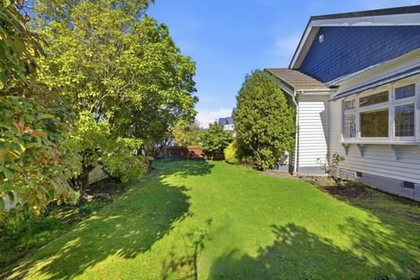 Photo of property in 29 College Avenue, Strowan, Christchurch, 8052